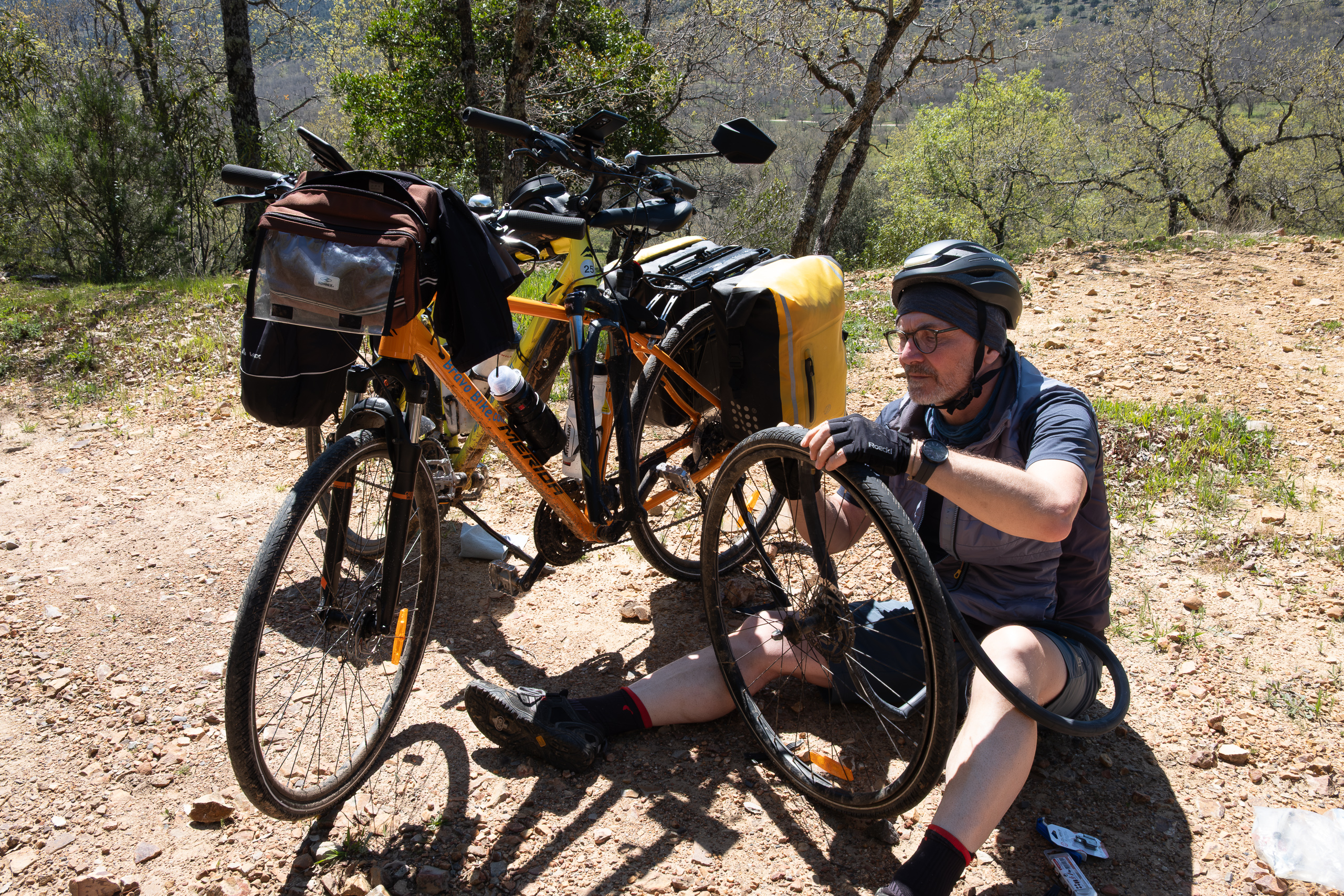 Via Verde, Bergbaugeister und günstige Brandys